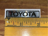 22R, 22RE Steering Wheel Badge