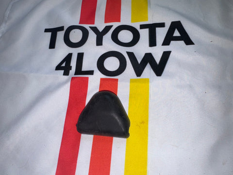 73-78 Pickup Seat Belt top bolt cover