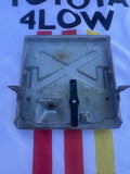 84-89 Ash Tray