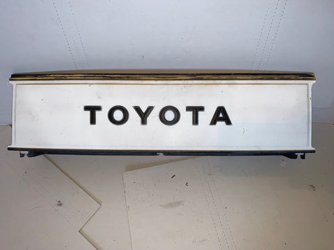 1986-89 Toyota Van Front Grille Face - Black lettering