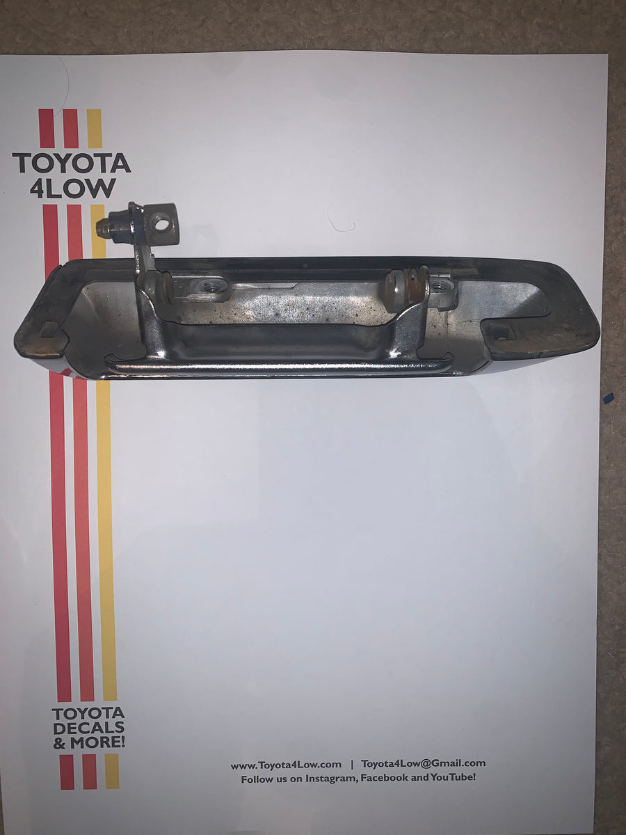 79 83 Toyota Pickup Driver door Outer Handle Toyota4Low